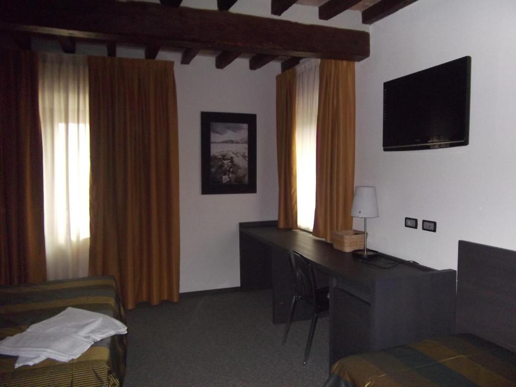 Locanda Sant'Ambrogio Rivalta  Værelse billede